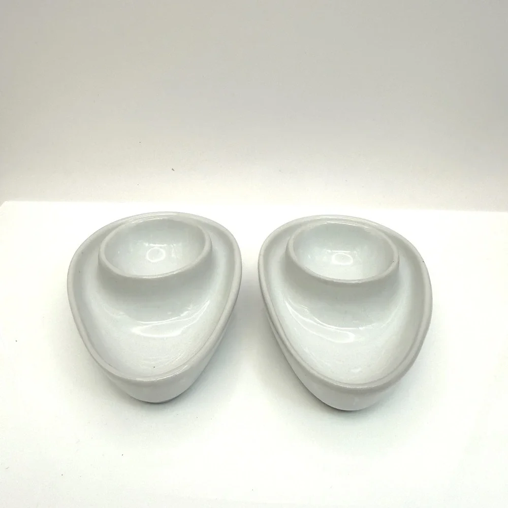 Home & Garden > Kitchen,‎ Dining & Bar > Dinnerware & Serveware > Egg Cups